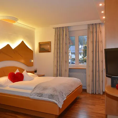 Montresor Pfeldererhof Hotel 4*