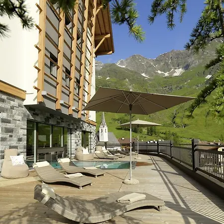 Hotel Pfeldererhof Alpine Lifestyle