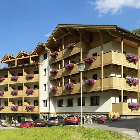 Hotel Pfeldererhof Alpine Lifestyle Pfelders